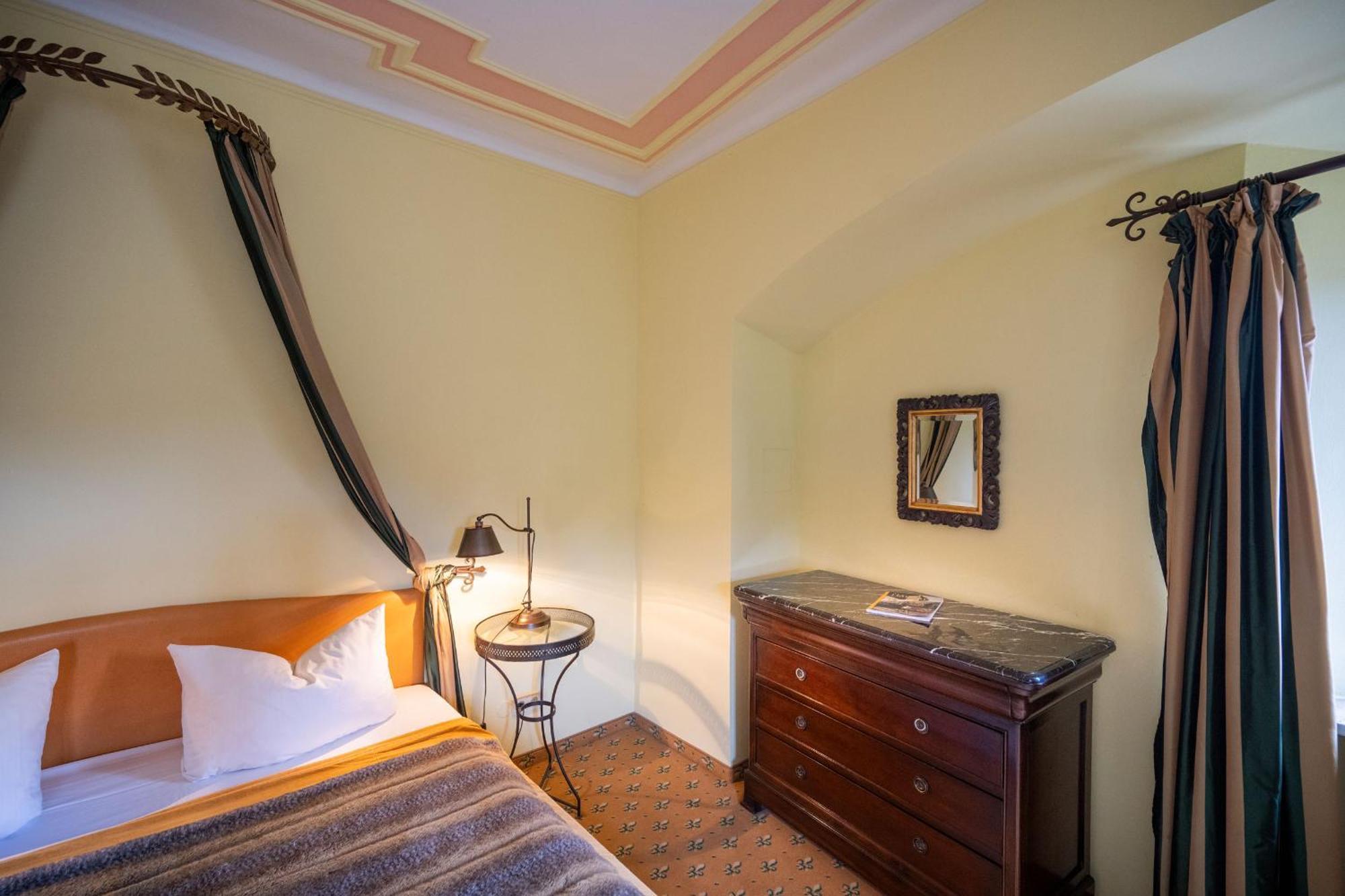 Burg Rabenstein Hotell Kirchahorn Rom bilde